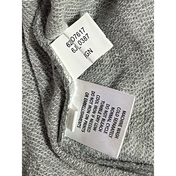 Pittsburgh Penguins Ladies’ NHL Sportswear Top Signed By Kris Letang #58 NWT - Picture 8 of 10